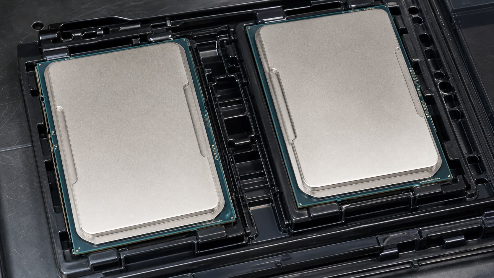 Server Memory (DDR4/DDR5 ECC RDIMM/LRDIMM)