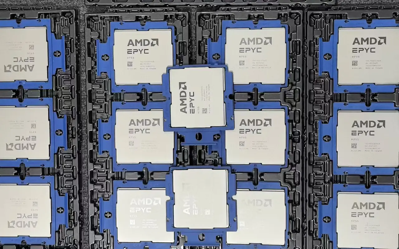 Used AMD EPYC 7742 Server CPU