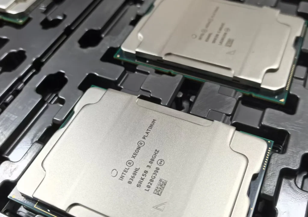 Intel Xeon server CPU inspection