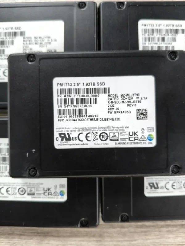 Samsung PM1733 1.92TB NVMe Enterprise SSD