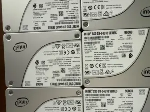 Intel D3-S4610 960GB SATA Enterprise SSD